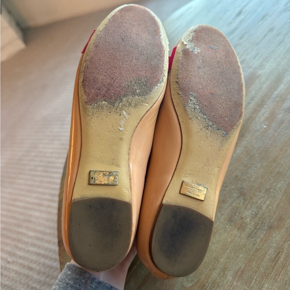 Salvatore Ferragamo Tan and Red Flats with Gold Accent - Picture 7 of 8